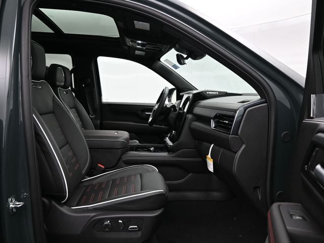 2025 GMC Yukon 4WD AT4 Ultimate