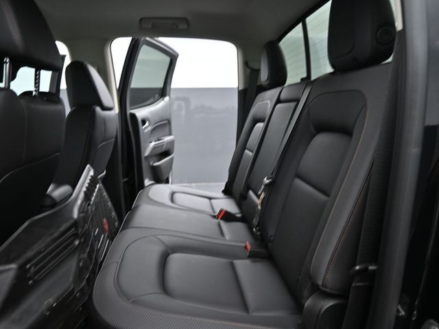 2022 GMC Canyon 4WD Crew Cab Short Box AT4 - Leather