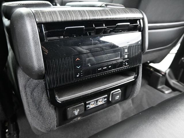 2023 Jeep Wagoneer L Series III 4x2