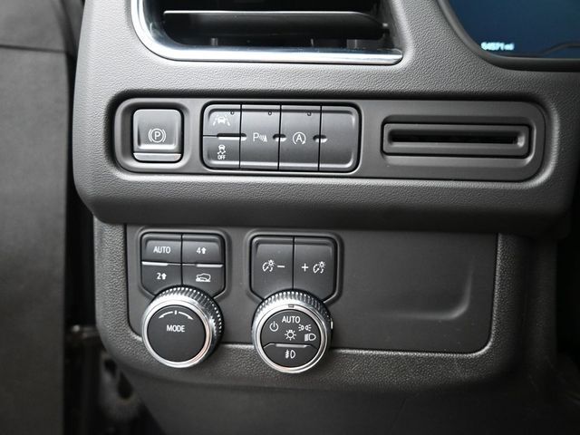 2024 GMC Yukon 4WD SLT