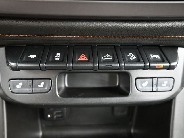 2022 GMC Canyon 4WD Crew Cab Short Box AT4 - Leather