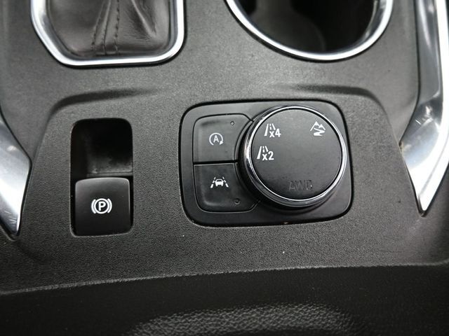 2022 Chevrolet Traverse AWD LT Leather