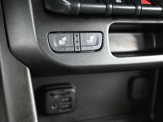 2022 GMC Canyon 4WD Crew Cab Short Box AT4 - Leather