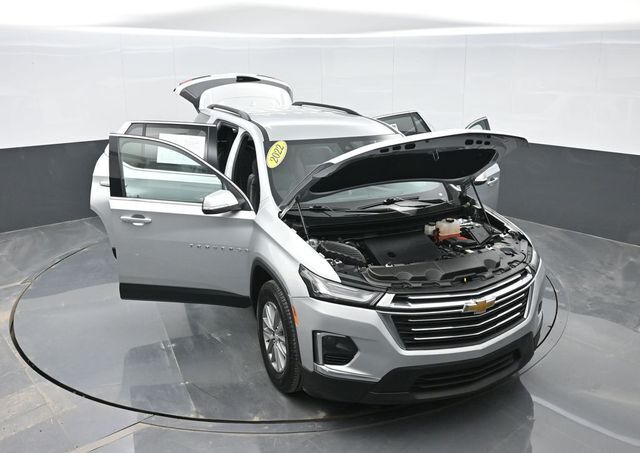 2022 Chevrolet Traverse AWD LT Leather