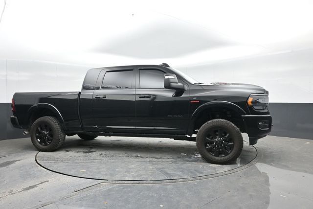 2024 Ram 3500 Limited Mega Cab 4x4 6'4" Box