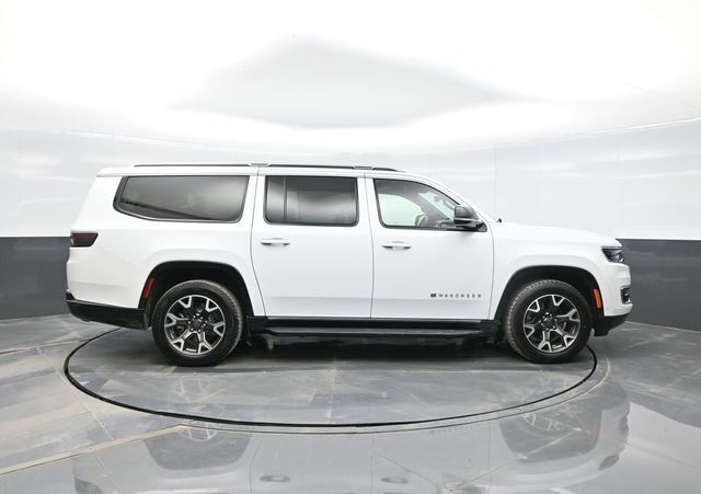 2023 Jeep Wagoneer L Series III 4x2