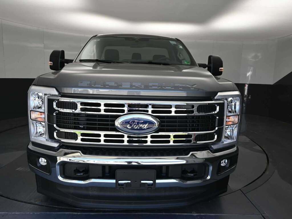 2025 Ford F-350 XLT