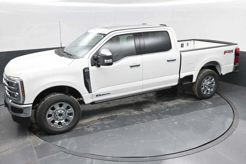 2025 Ford F-250 LARIAT