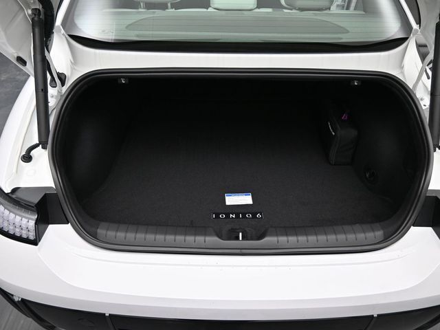 2025 Hyundai IONIQ 6 Limited