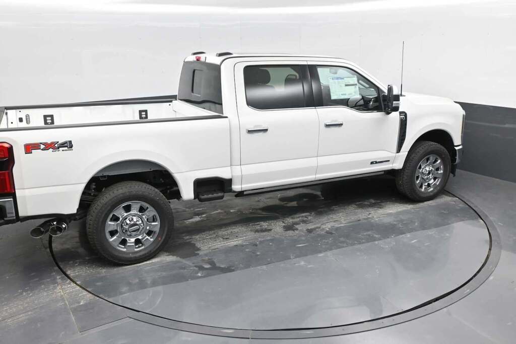 2025 Ford F-250 LARIAT