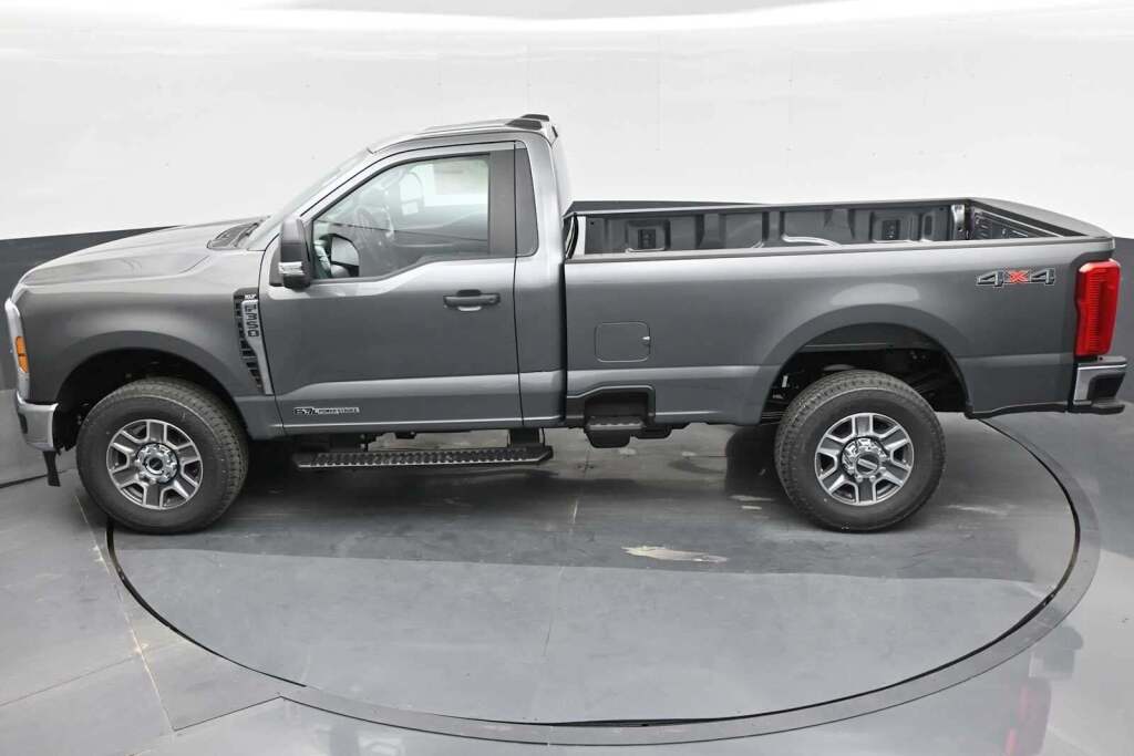 2025 Ford F-350 XLT