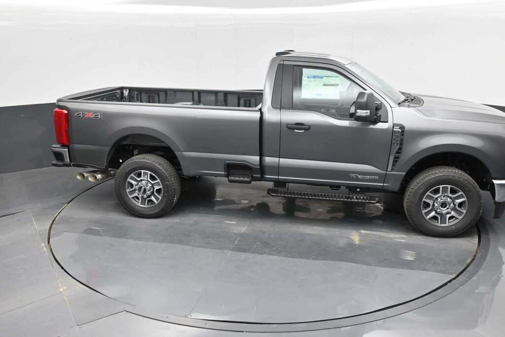 2025 Ford F-350 XLT