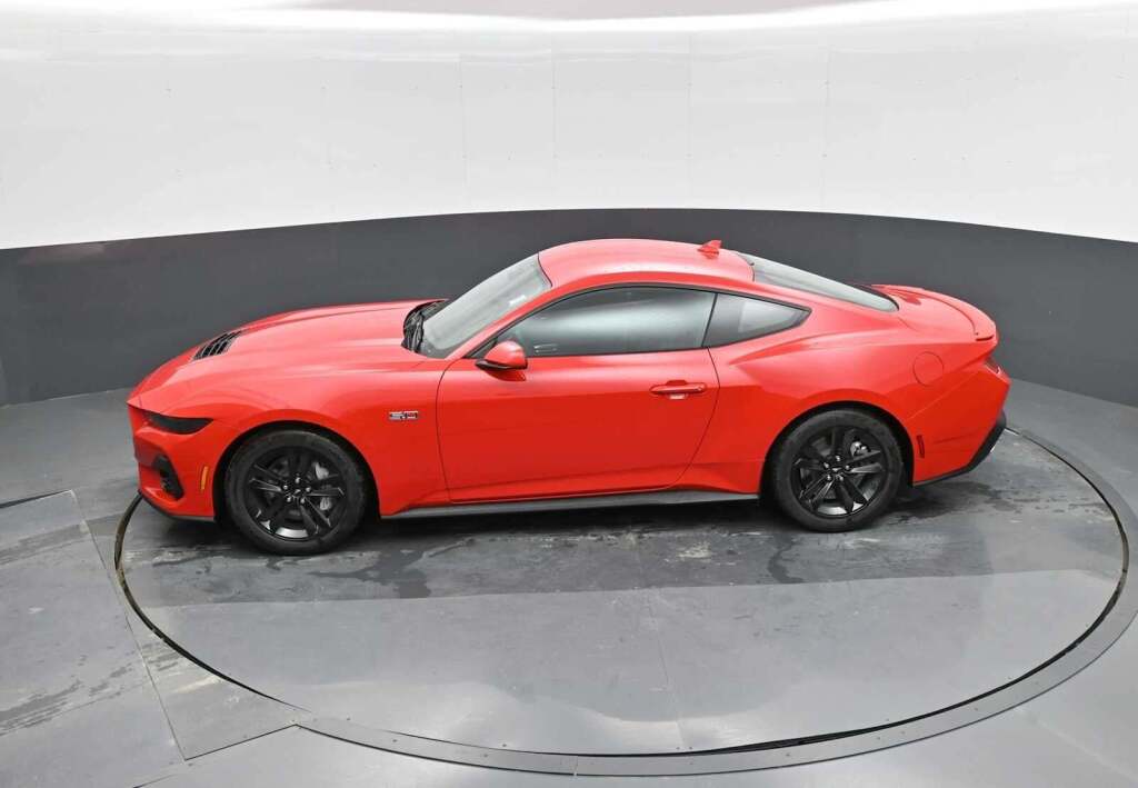 2025 Ford Mustang GT Fastback