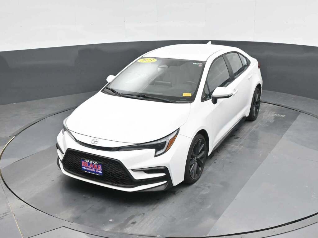 2023 Toyota Corolla SE