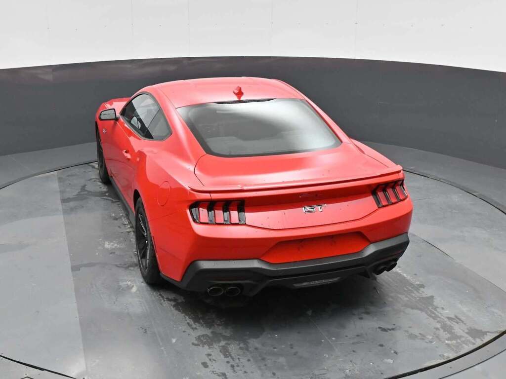 2025 Ford Mustang GT Fastback