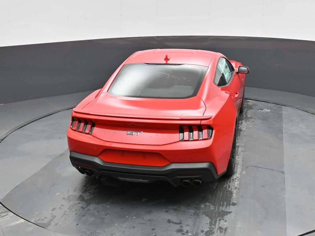 2025 Ford Mustang GT Fastback