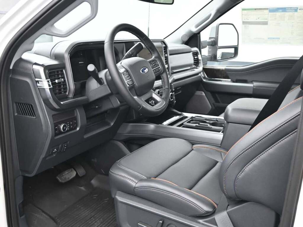 2025 Ford F-250 LARIAT