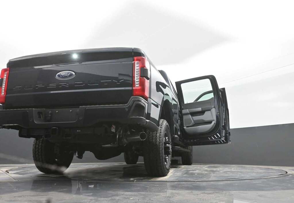 2025 Ford F-250 XL