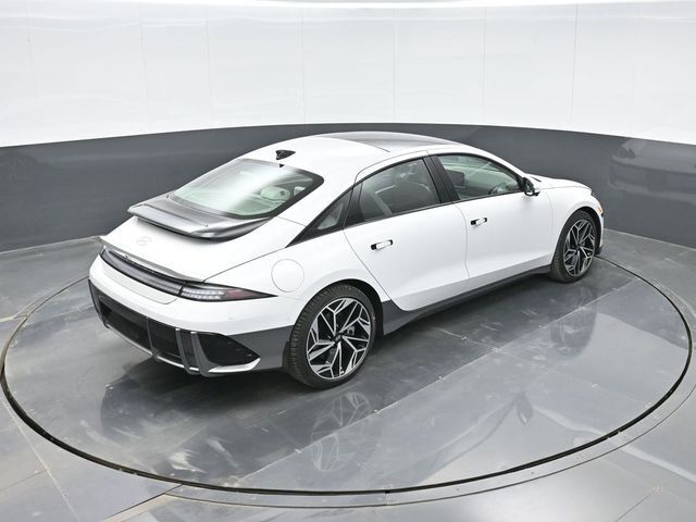 2025 Hyundai IONIQ 6 Limited