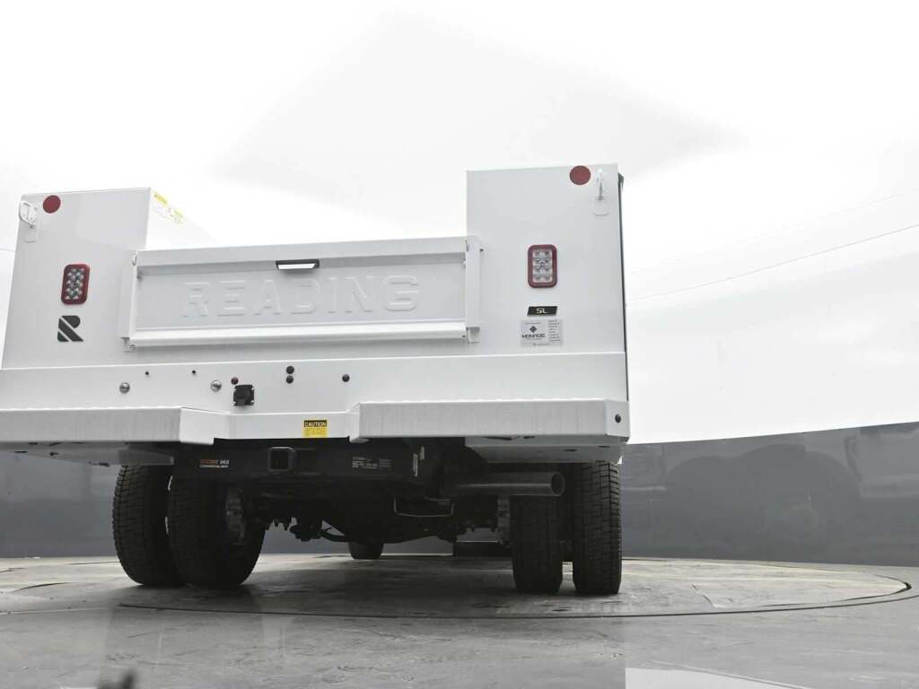 2023 Ford F-550 Chassis XL