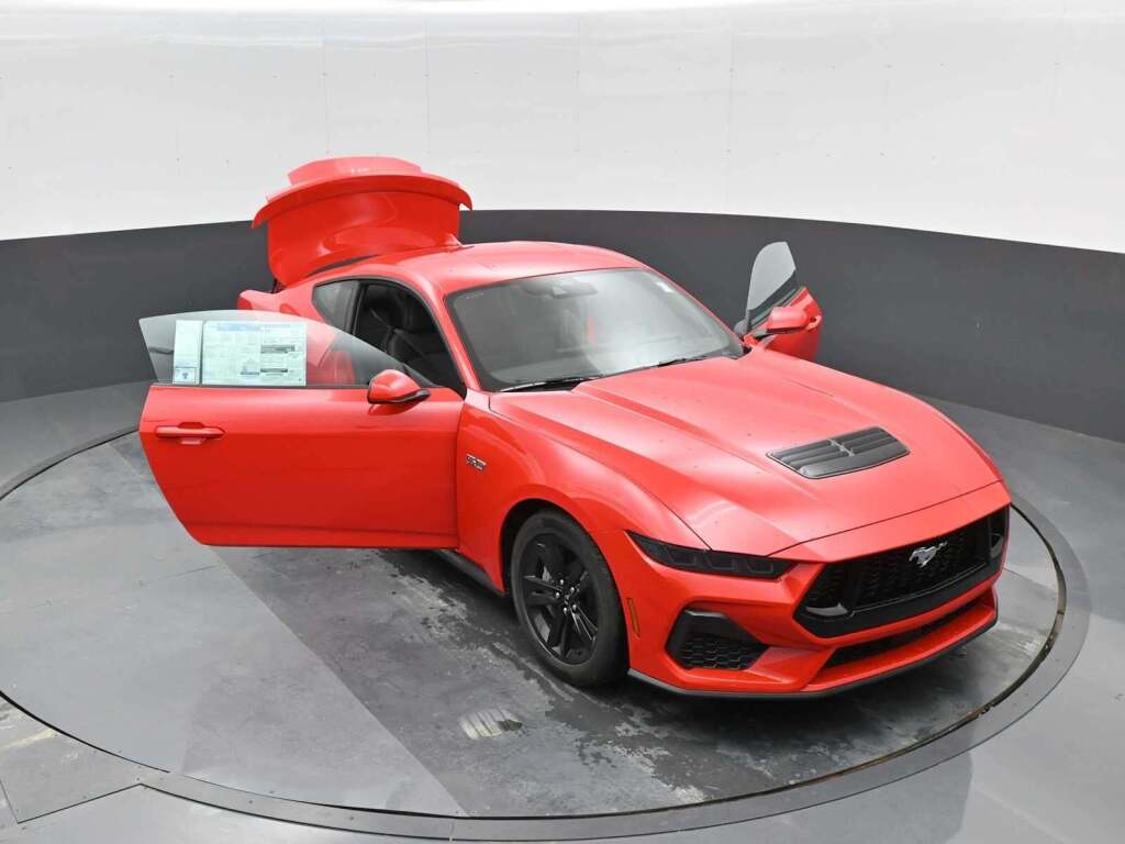 2025 Ford Mustang GT Fastback