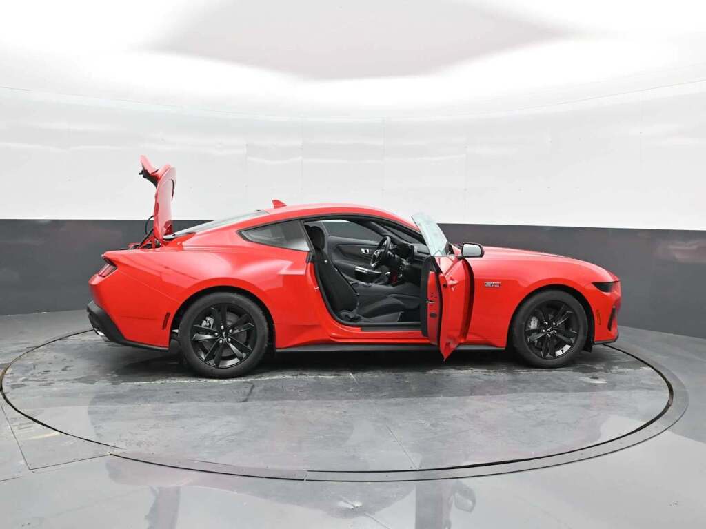 2025 Ford Mustang GT Fastback