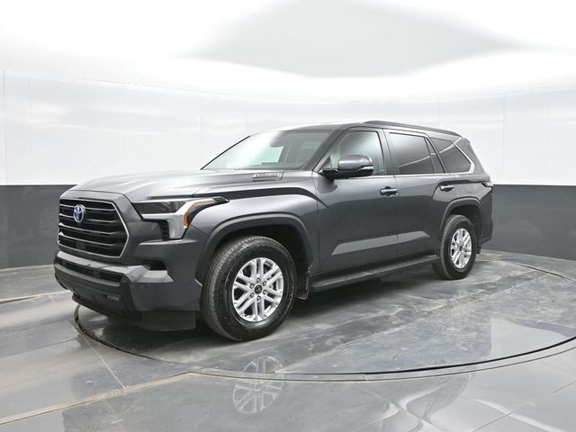 2024 Toyota Sequoia SR5