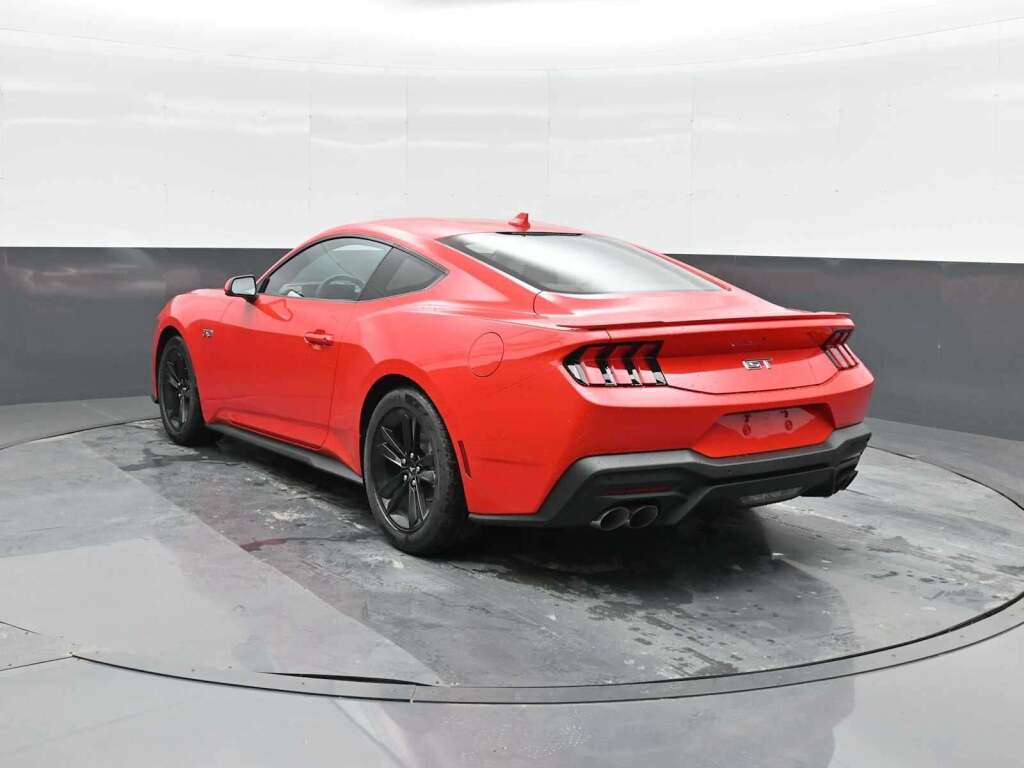 2025 Ford Mustang GT Fastback