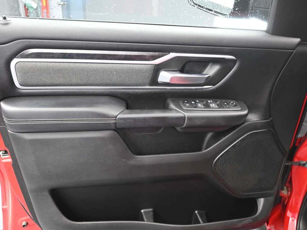 2022 Ram 1500 Big Horn Crew Cab 4x4 5'7" Box