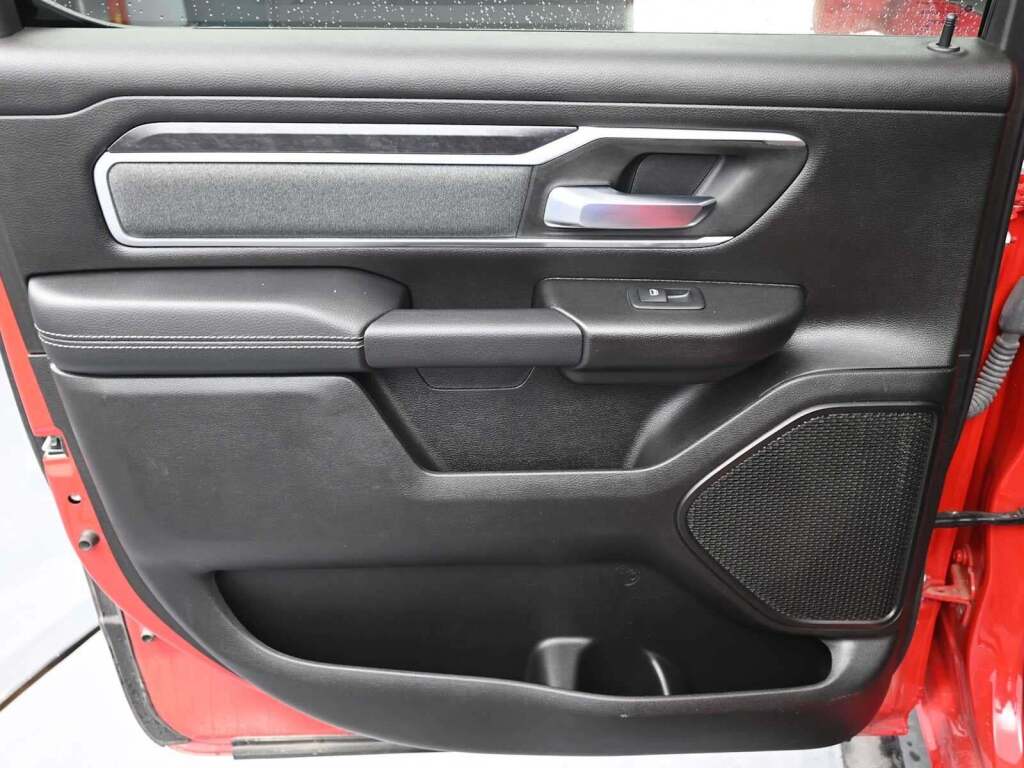 2022 Ram 1500 Big Horn Crew Cab 4x4 5'7" Box