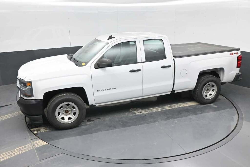 2018 Chevrolet Silverado 1500 WT