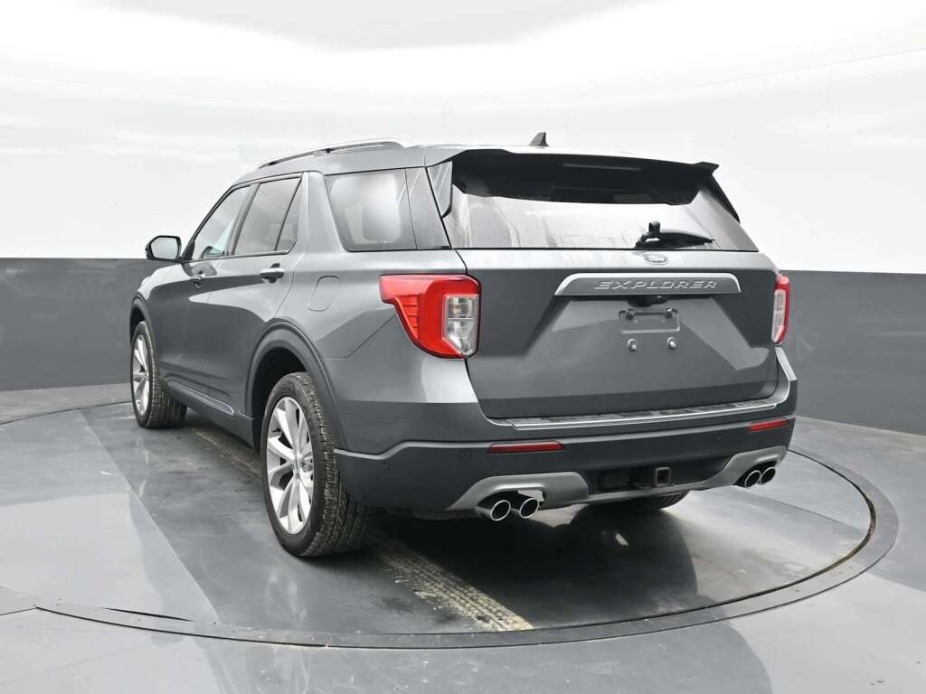 2022 Ford Explorer Platinum