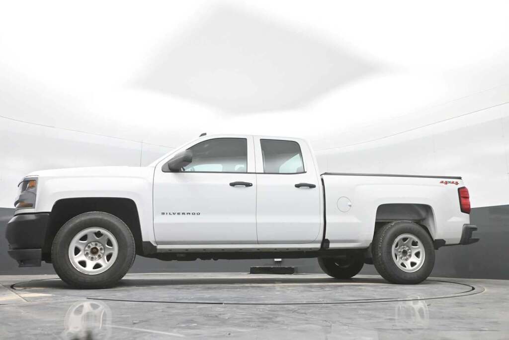 2018 Chevrolet Silverado 1500 WT