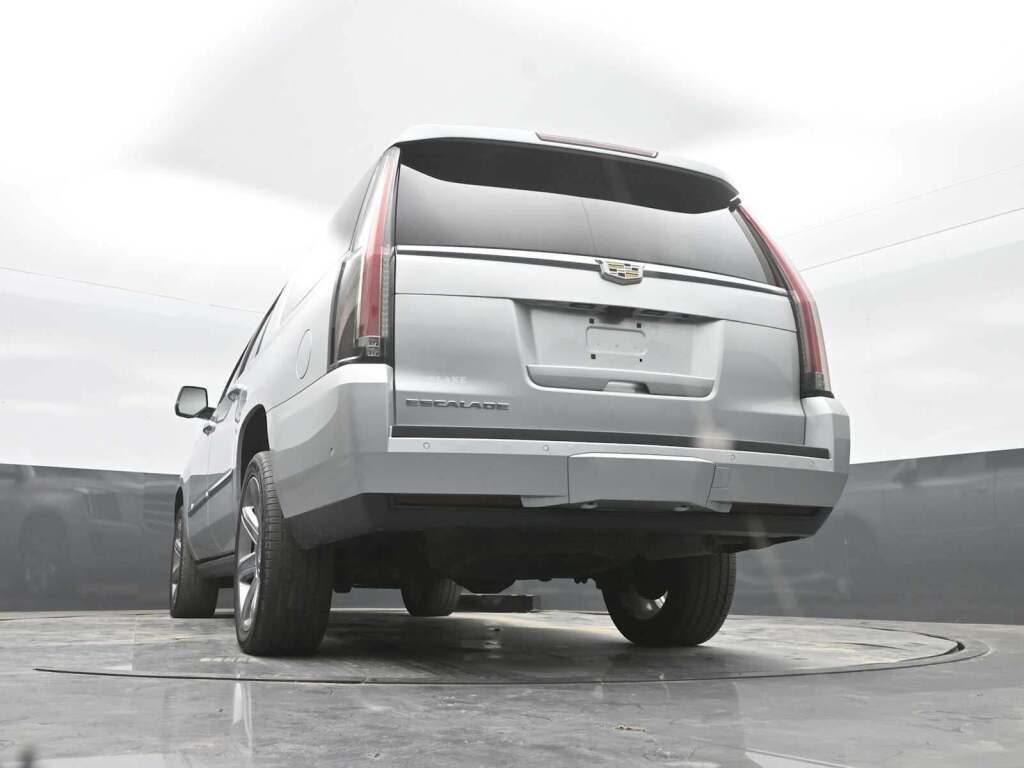 2018 Cadillac Escalade ESV Premium Luxury