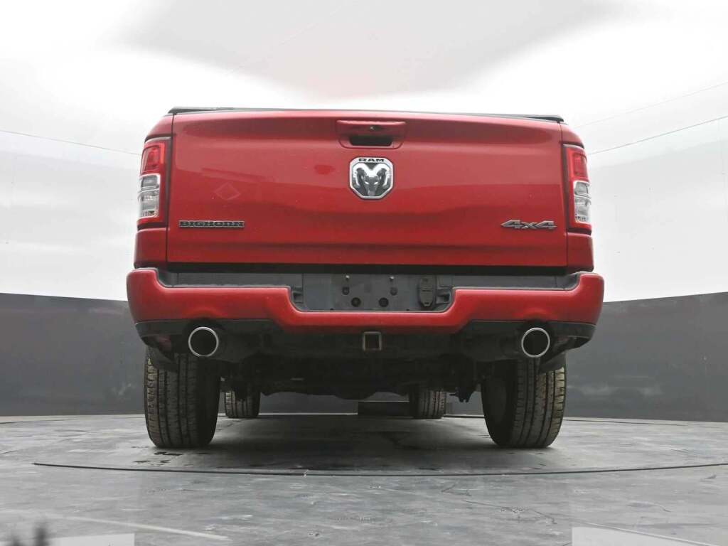 2022 Ram 1500 Big Horn Crew Cab 4x4 5'7" Box