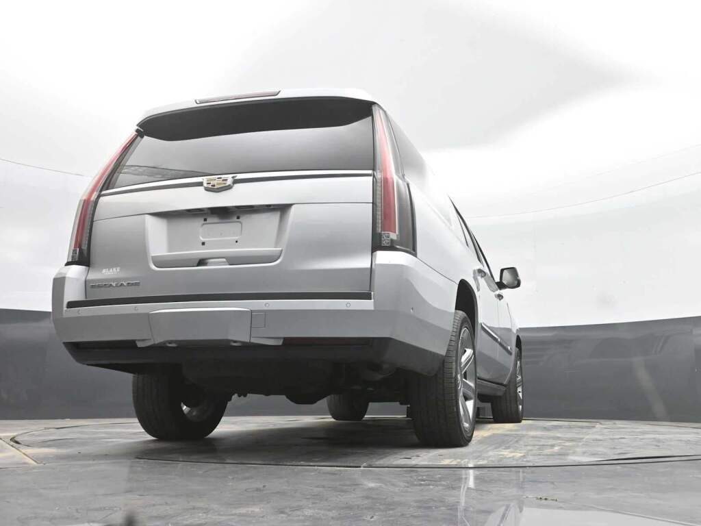 2018 Cadillac Escalade ESV Premium Luxury