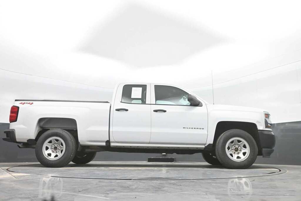 2018 Chevrolet Silverado 1500 WT