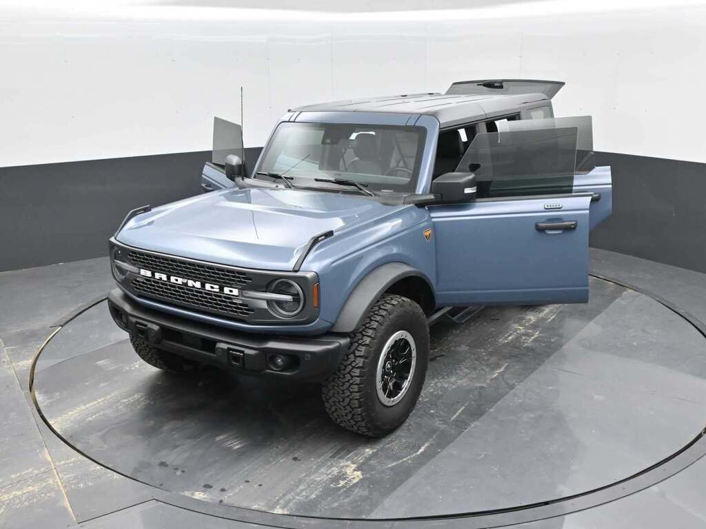 2023 Ford Bronco Badlands