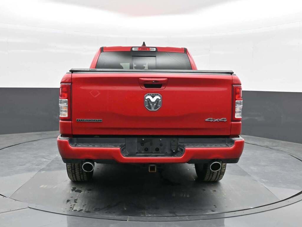 2022 Ram 1500 Big Horn Crew Cab 4x4 5'7" Box