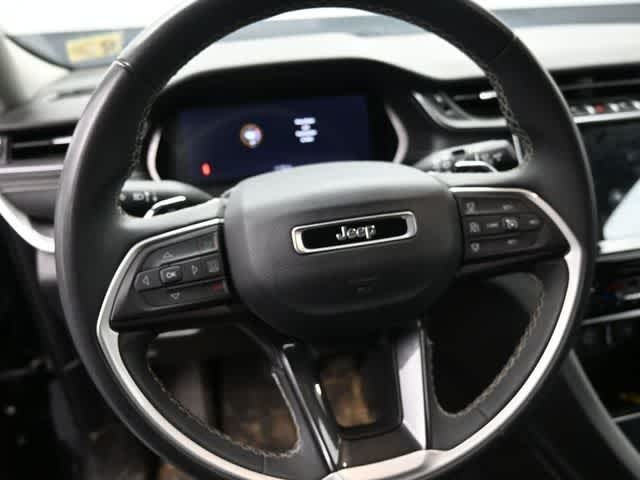 2023 Jeep Grand Cherokee L Laredo 4x4