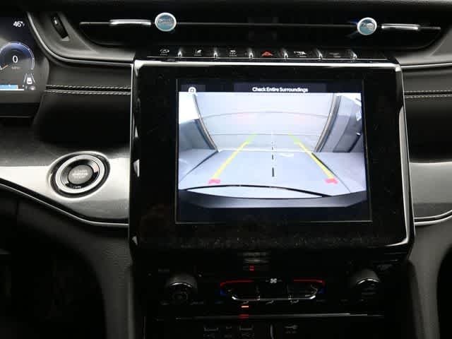 2023 Jeep Grand Cherokee L Laredo 4x4