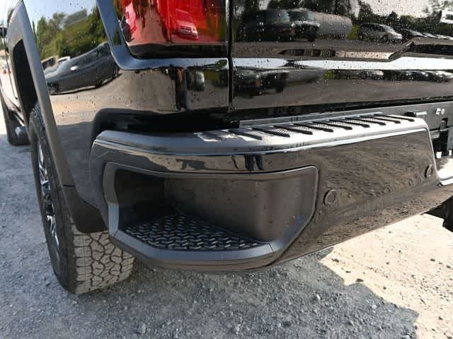 2025 GMC Sierra 2500HD 4WD Crew Cab Standard Bed Denali