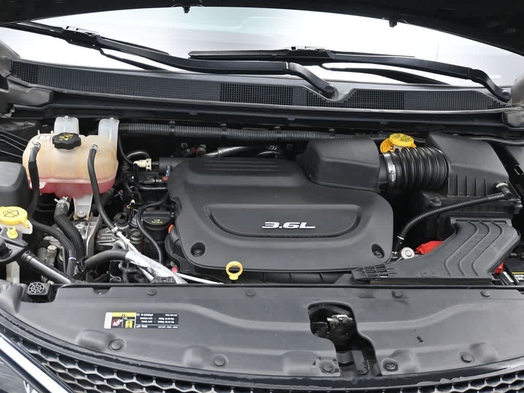 2017 Chrysler Pacifica Touring