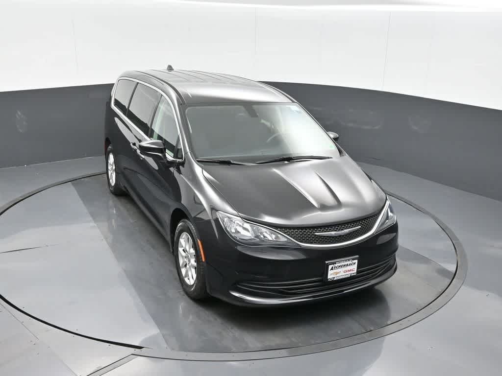 2017 Chrysler Pacifica Touring