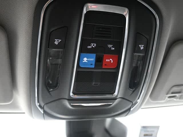 2023 Jeep Grand Cherokee L Laredo 4x4