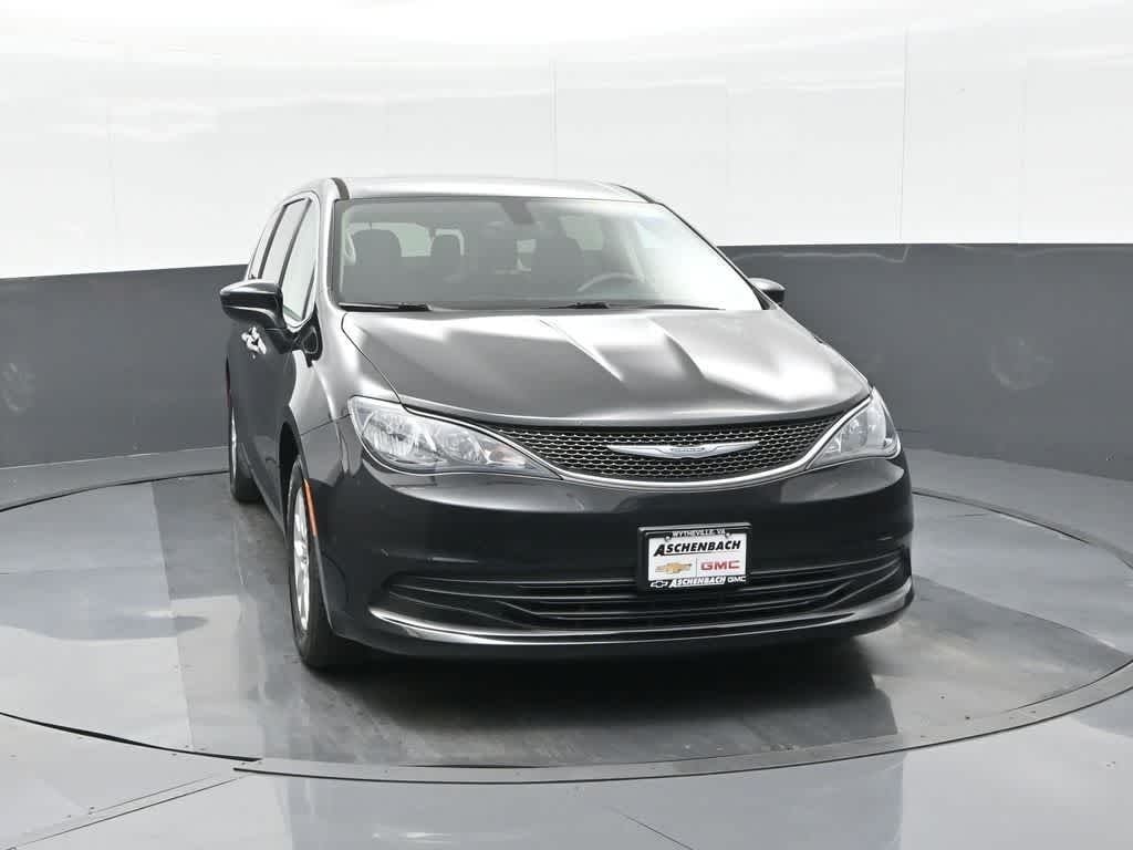 2017 Chrysler Pacifica Touring
