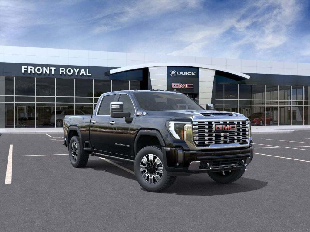 2025 GMC Sierra 2500HD 4WD Crew Cab Standard Bed Denali