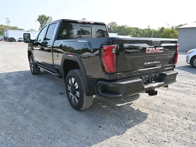 2025 GMC Sierra 2500HD 4WD Crew Cab Standard Bed Denali