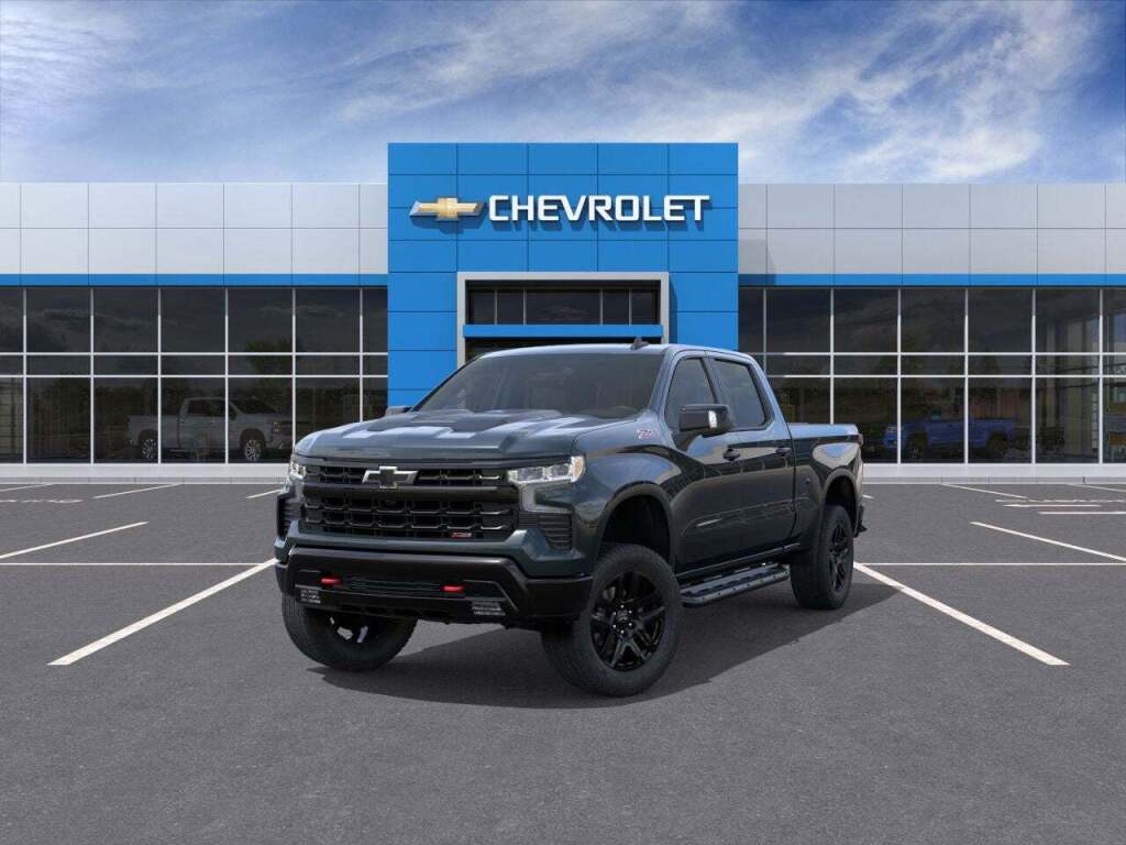2026 Chevrolet Silverado 1500 4WD Crew Cab Standard Bed LT Trail Boss