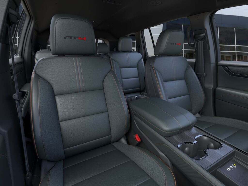 2026 GMC Acadia AWD AT4